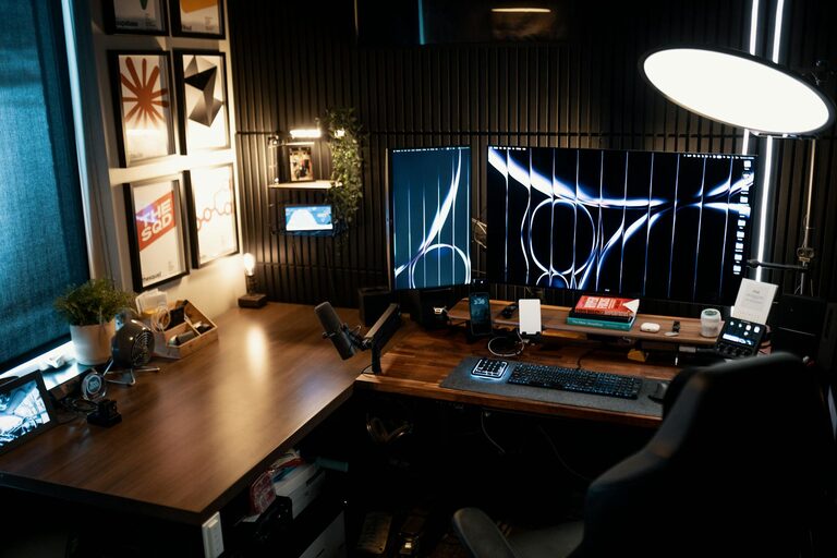 Tips for Creating a Relaxing Home Workspace to Boost Productivity